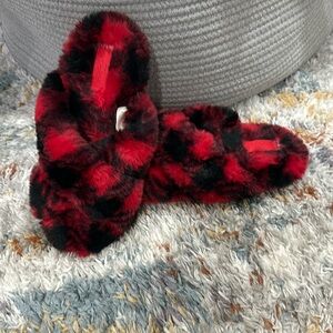 ❄️ LIKE NEW VS PINK SLIPPERS ❄️